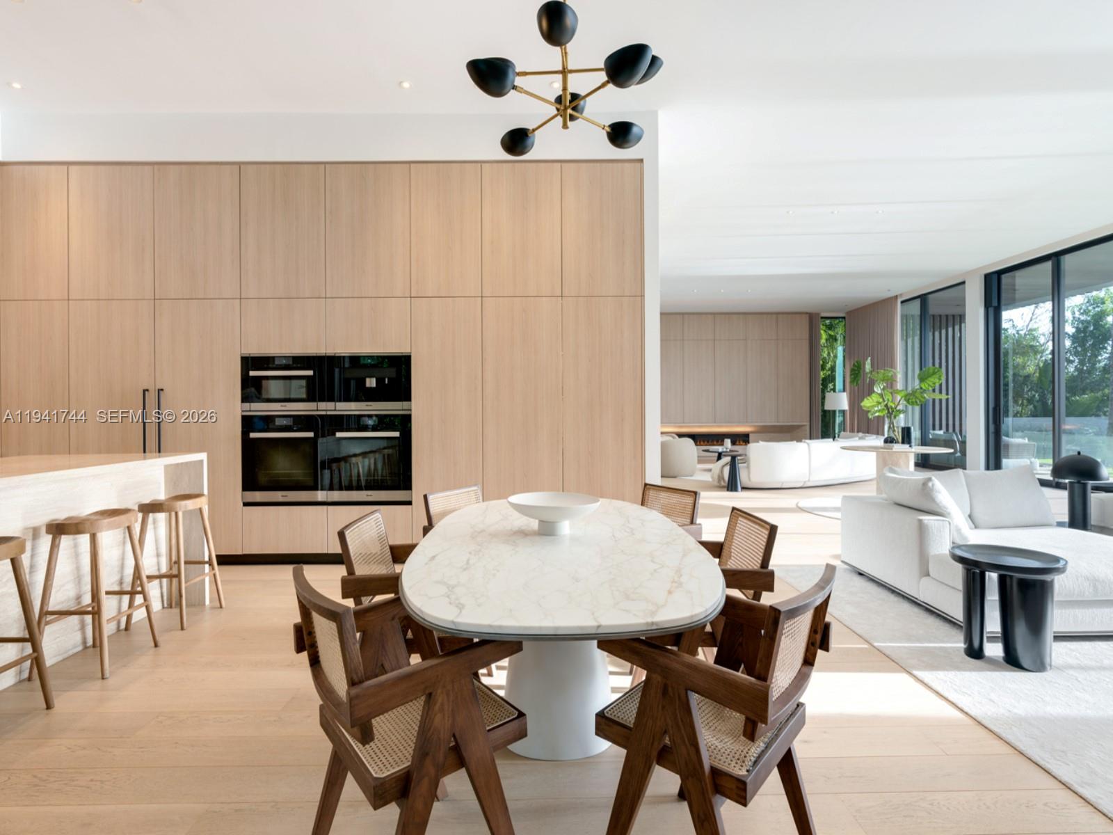 28 W Dilido Dr Miami Beach, FL 33139