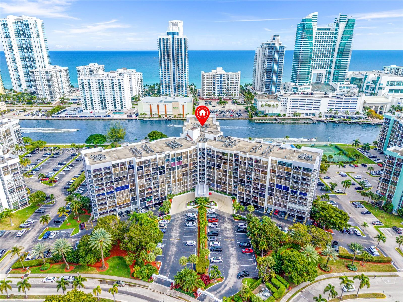 600 Parkview Dr #1114 Hallandale Beach, FL 33009