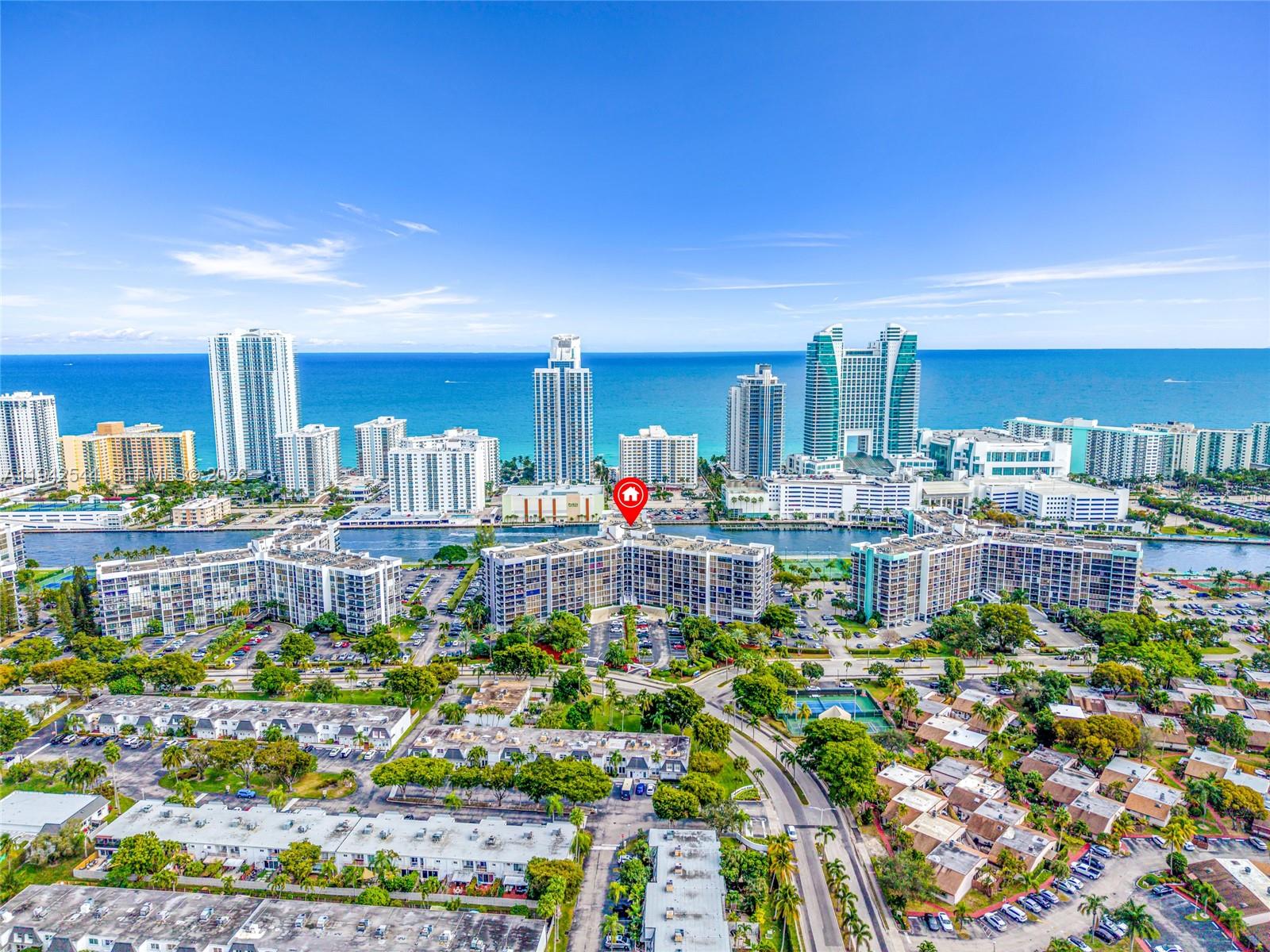 600 Parkview Dr #1114 Hallandale Beach, FL 33009