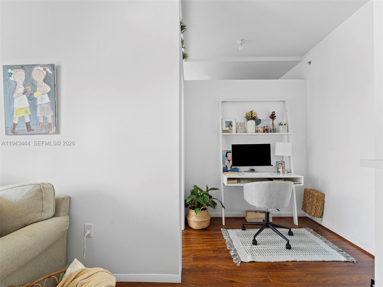 image Vizcayne North9