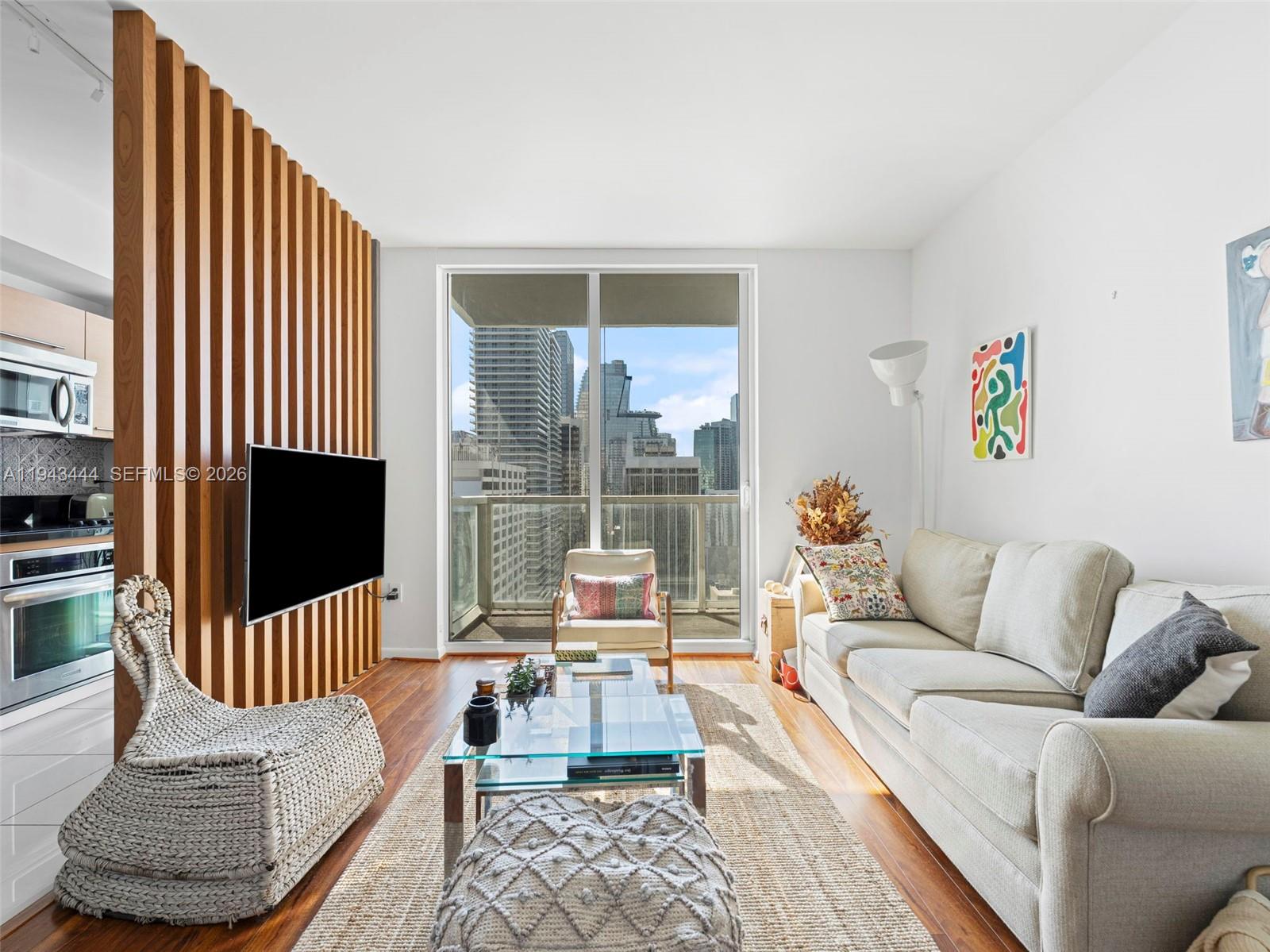 image Vizcayne North1