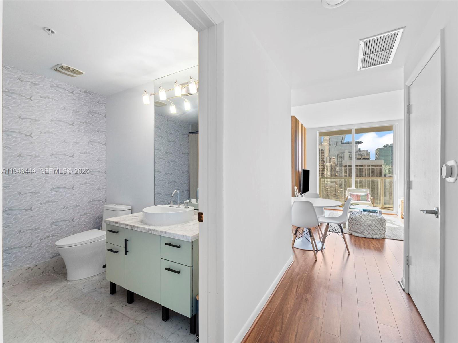 image Vizcayne North3