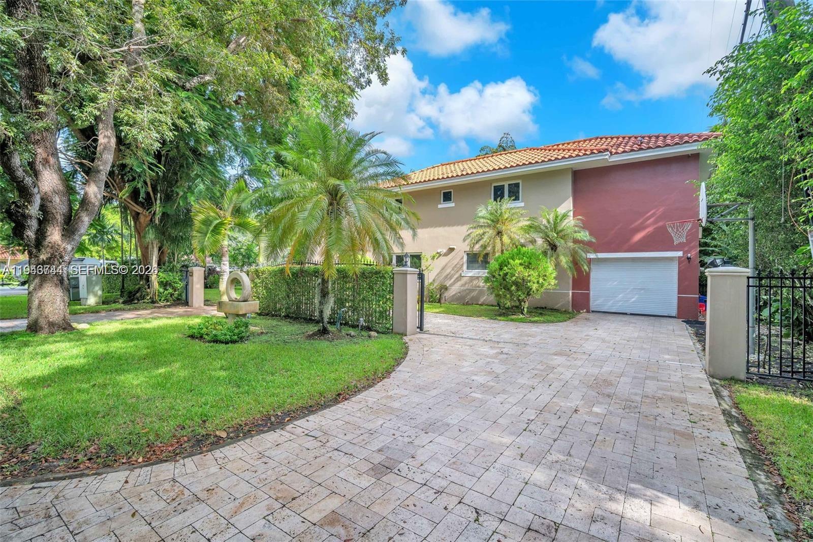 1543 Dorado Ave Coral Gables, FL 33146