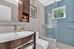 1543 Dorado Ave Coral Gables, FL 33146