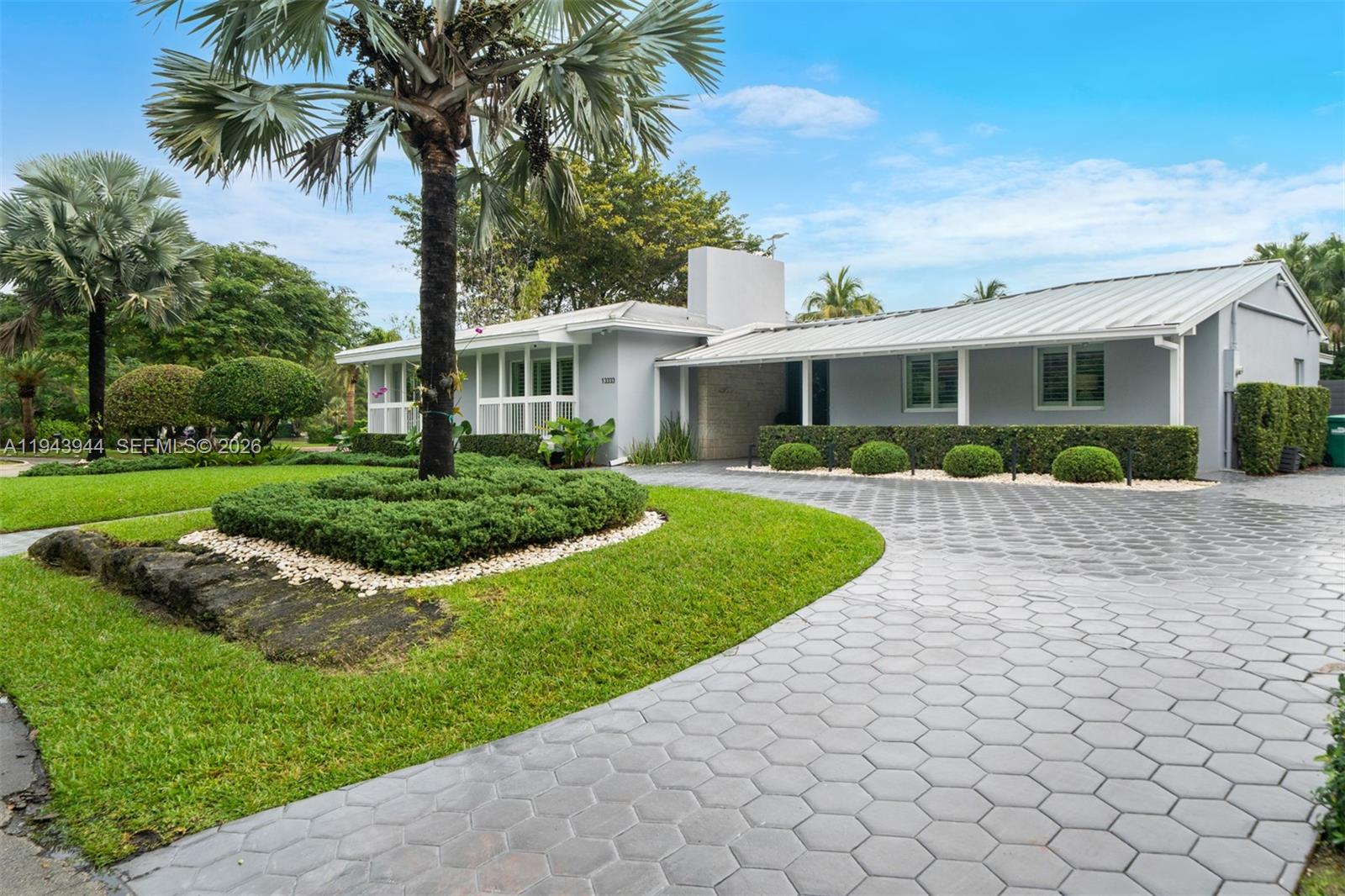 13333 SW 59th Ct Pinecrest, FL 33156