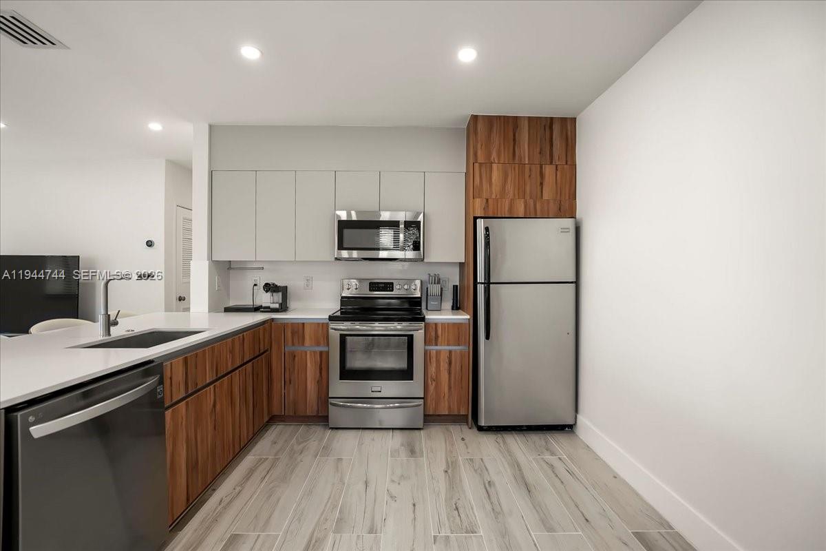 70 NW 47th Ter Miami, FL 33127