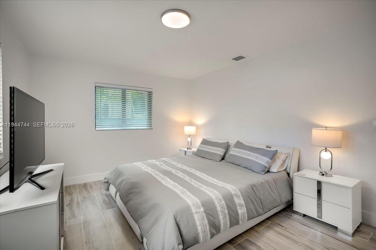 70 NW 47th Ter Miami, FL 33127