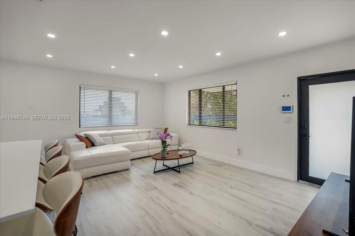 70 NW 47th Ter Miami, FL 33127