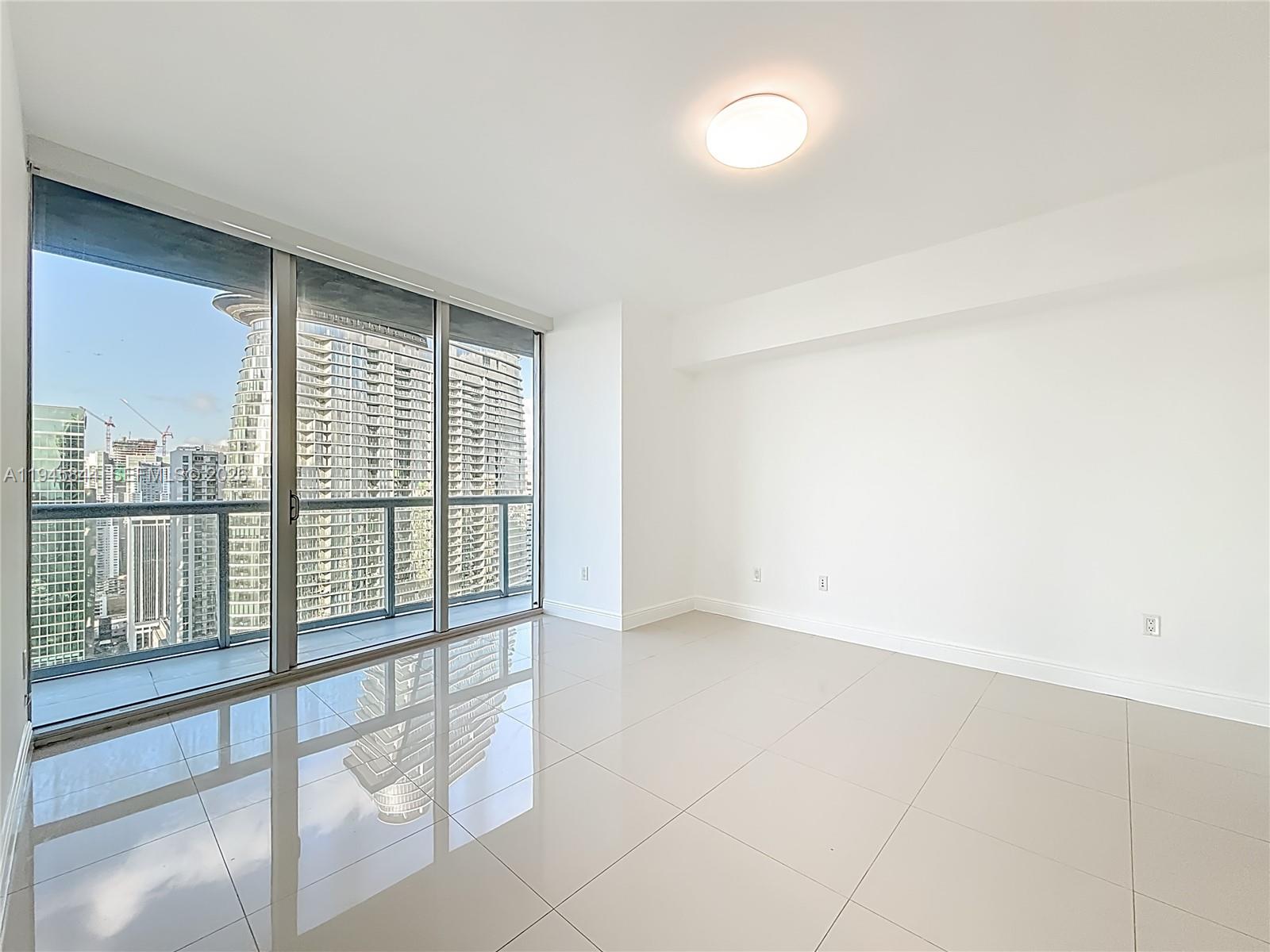 image Icon Brickell Tower 116