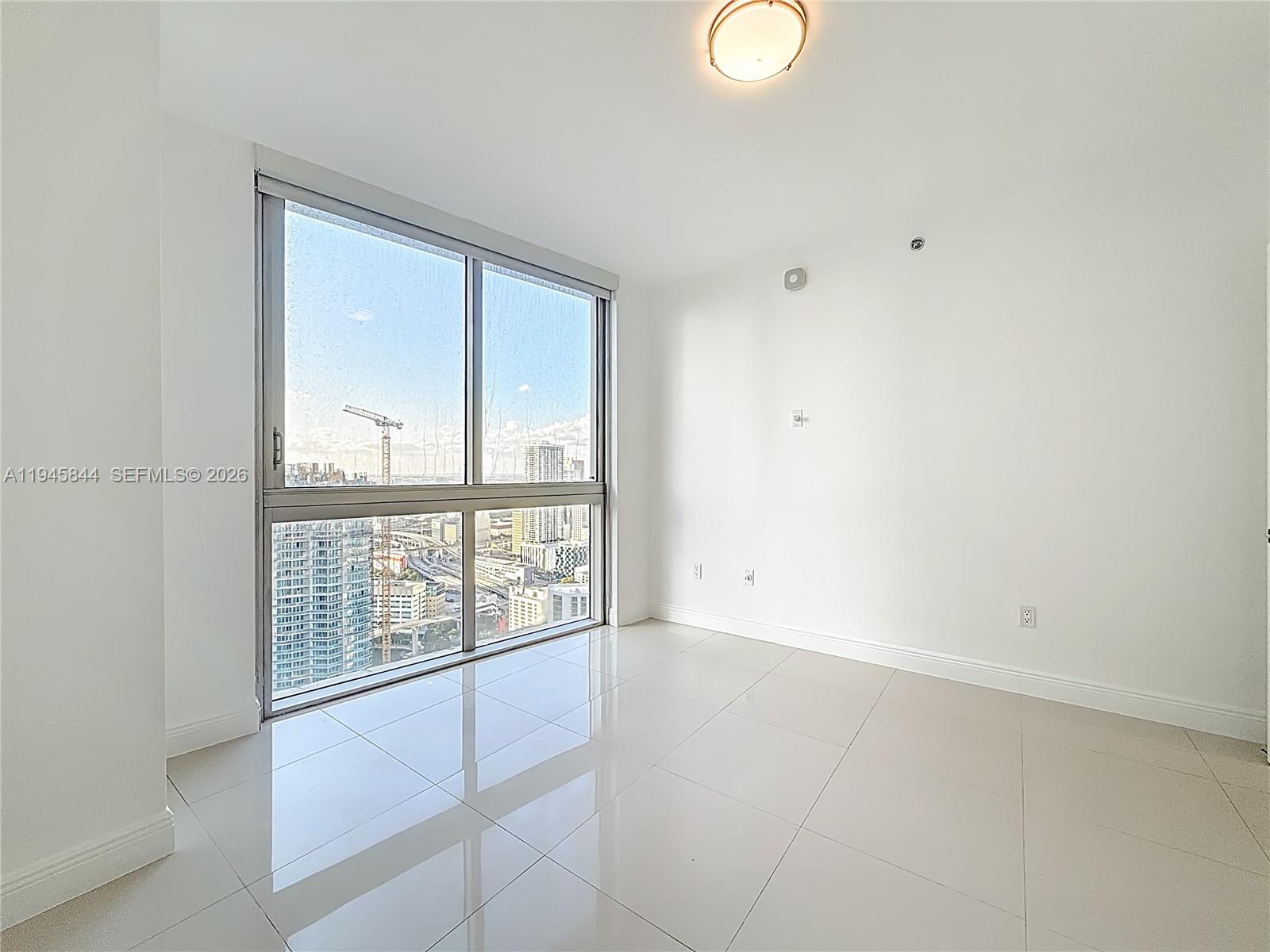 image Icon Brickell Tower 124