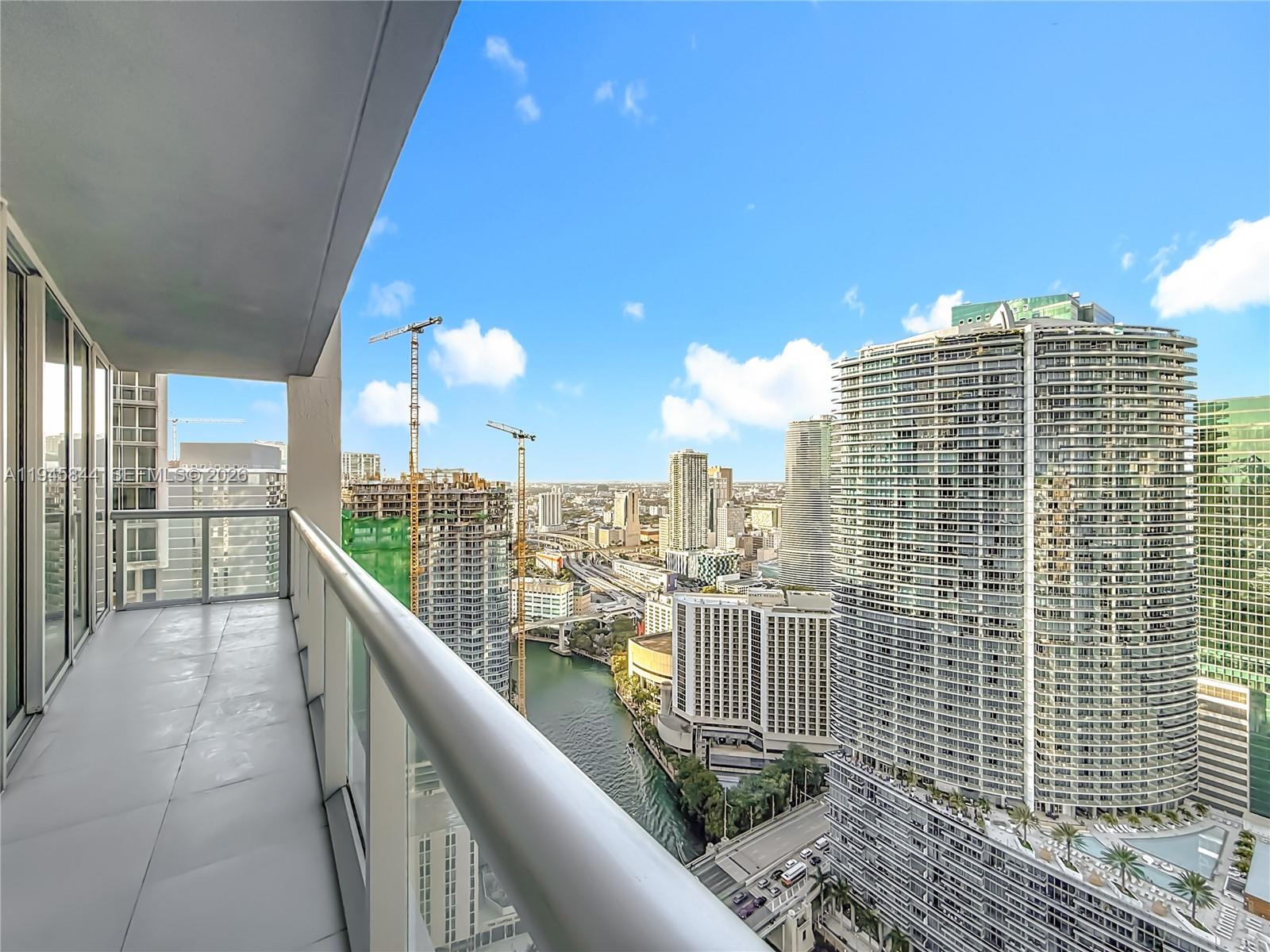 image Icon Brickell Tower 129