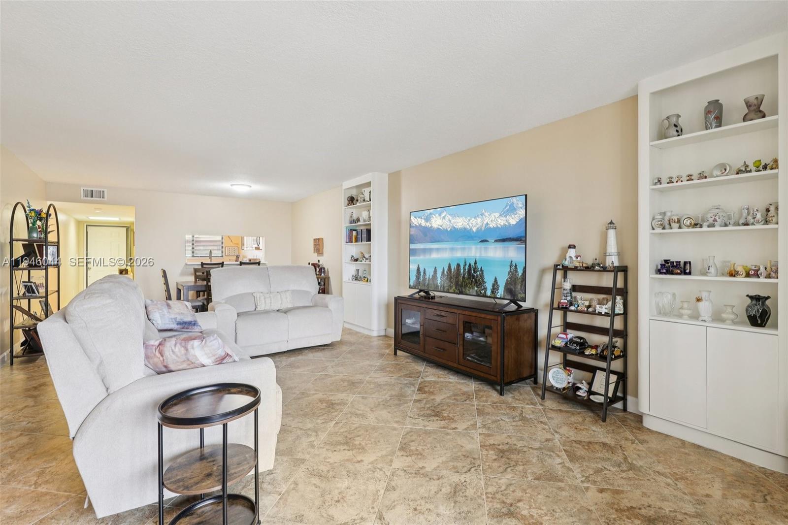 4725 E Lucerne Lks Blvd E #405 Lake Worth, FL 33467