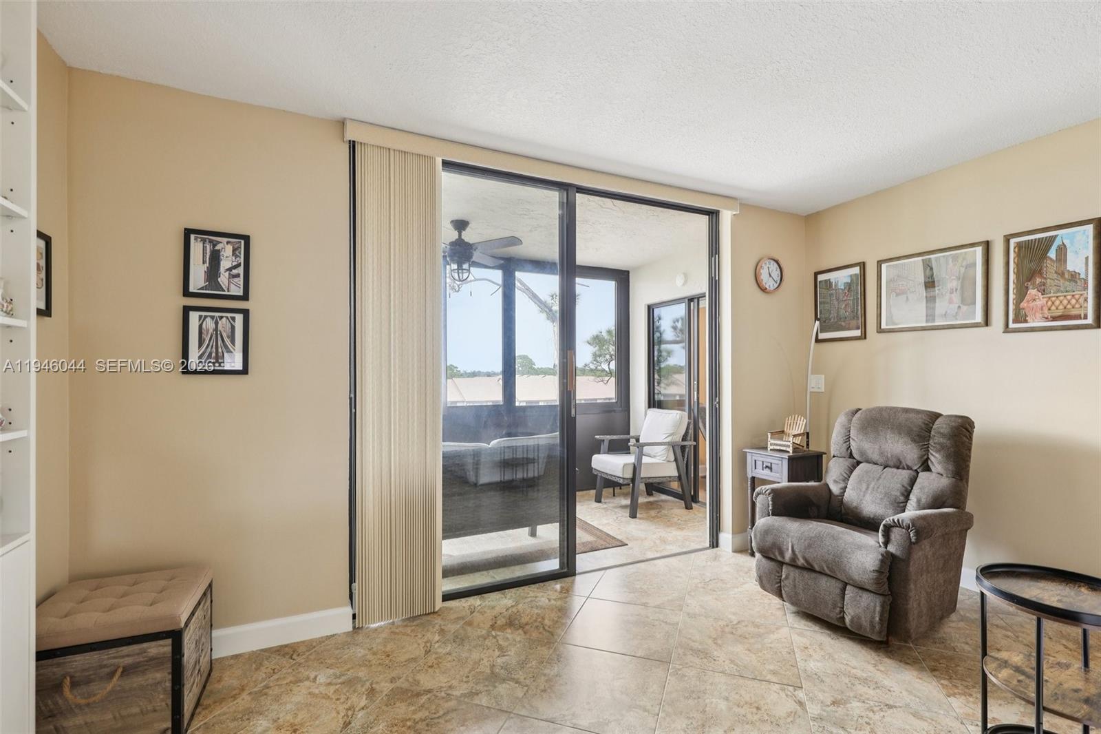4725 E Lucerne Lks Blvd E #405 Lake Worth, FL 33467