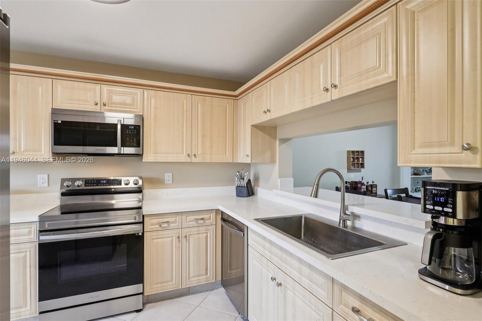 4725 E Lucerne Lks Blvd E #405 Lake Worth, FL 33467