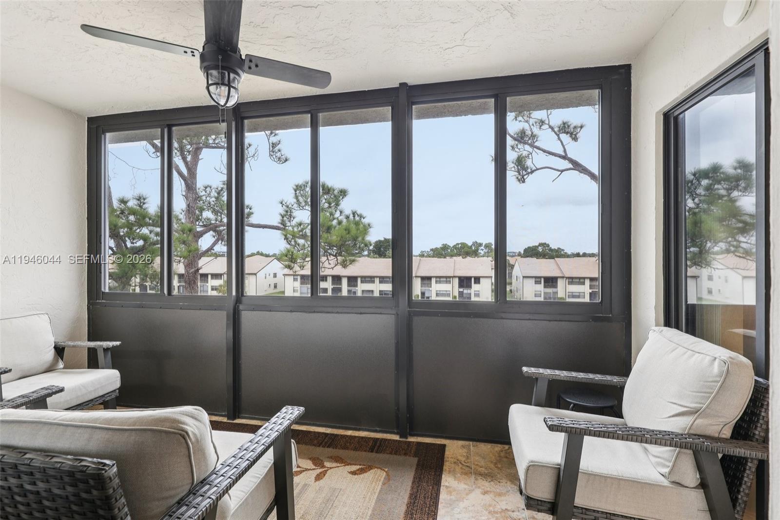 4725 E Lucerne Lks Blvd E #405 Lake Worth, FL 33467