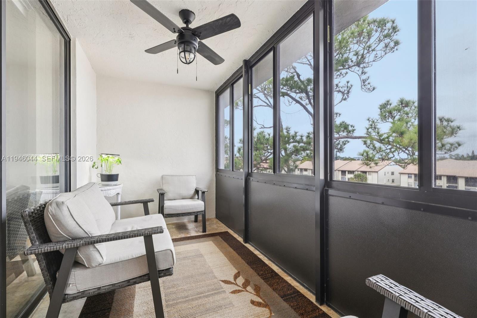 4725 E Lucerne Lks Blvd E #405 Lake Worth, FL 33467