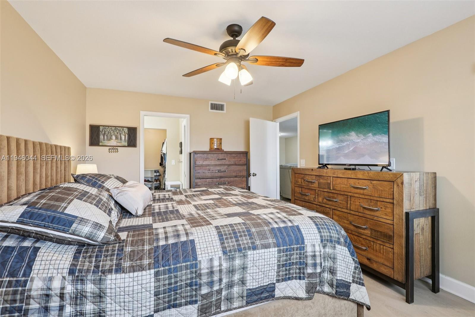 4725 E Lucerne Lks Blvd E #405 Lake Worth, FL 33467