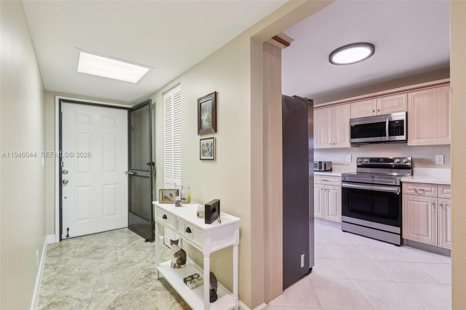 4725 E Lucerne Lks Blvd E #405 Lake Worth, FL 33467