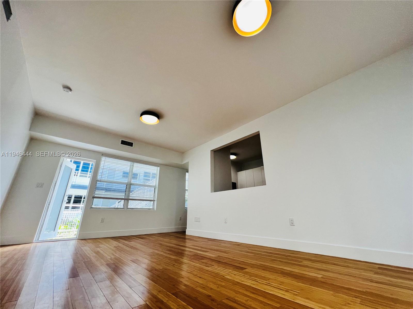 960 Bay Dr #901 Miami Beach, FL 33141