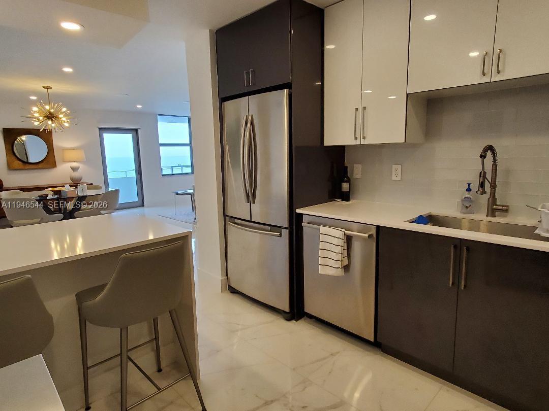 9225 Collins Ave #1102 Surfside, FL 33154