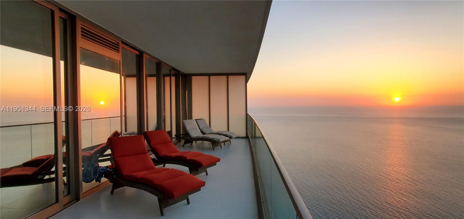 18975 Collins Ave #5103