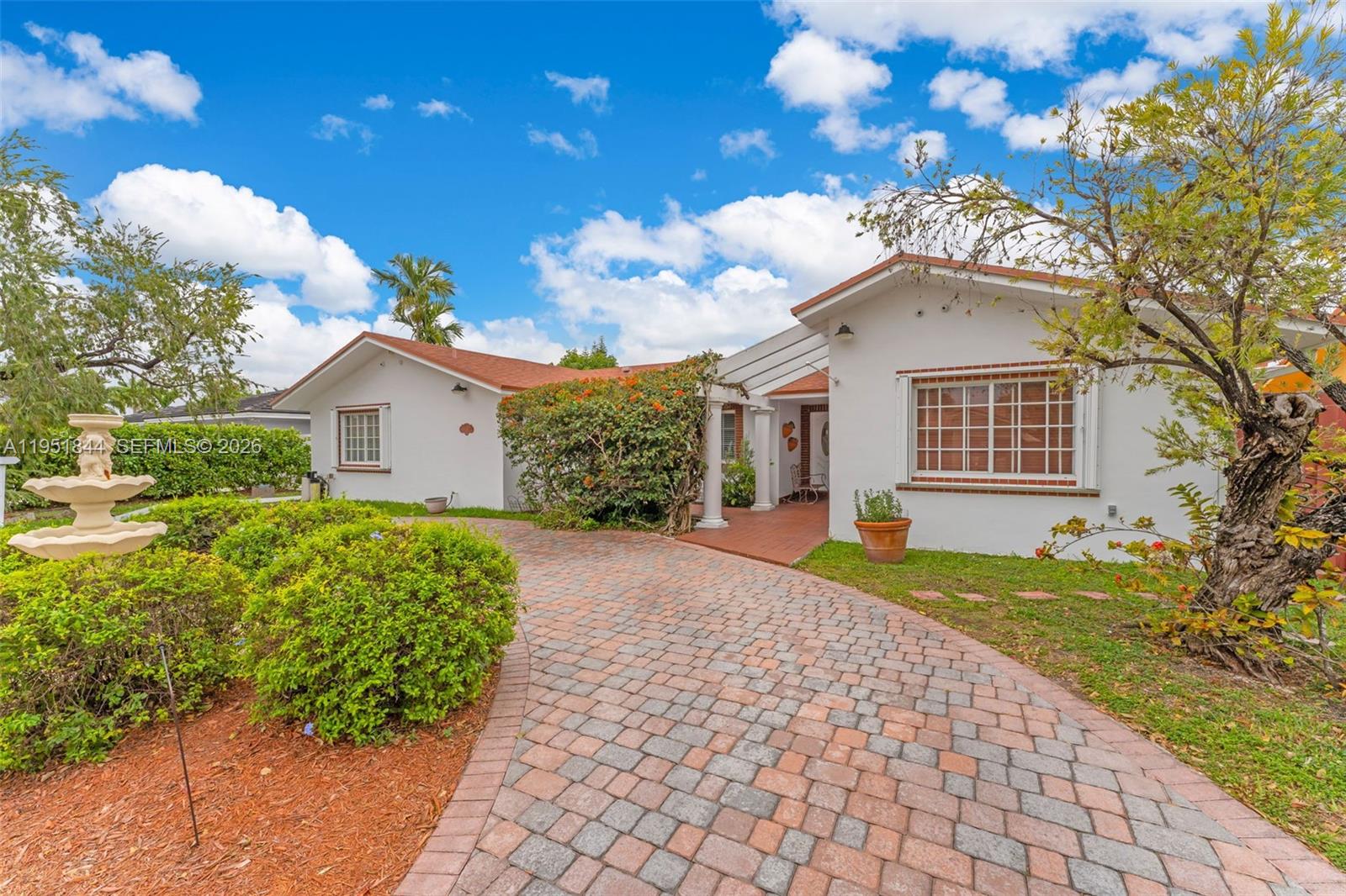 1232 SW 132nd Ct Miami, FL 33184