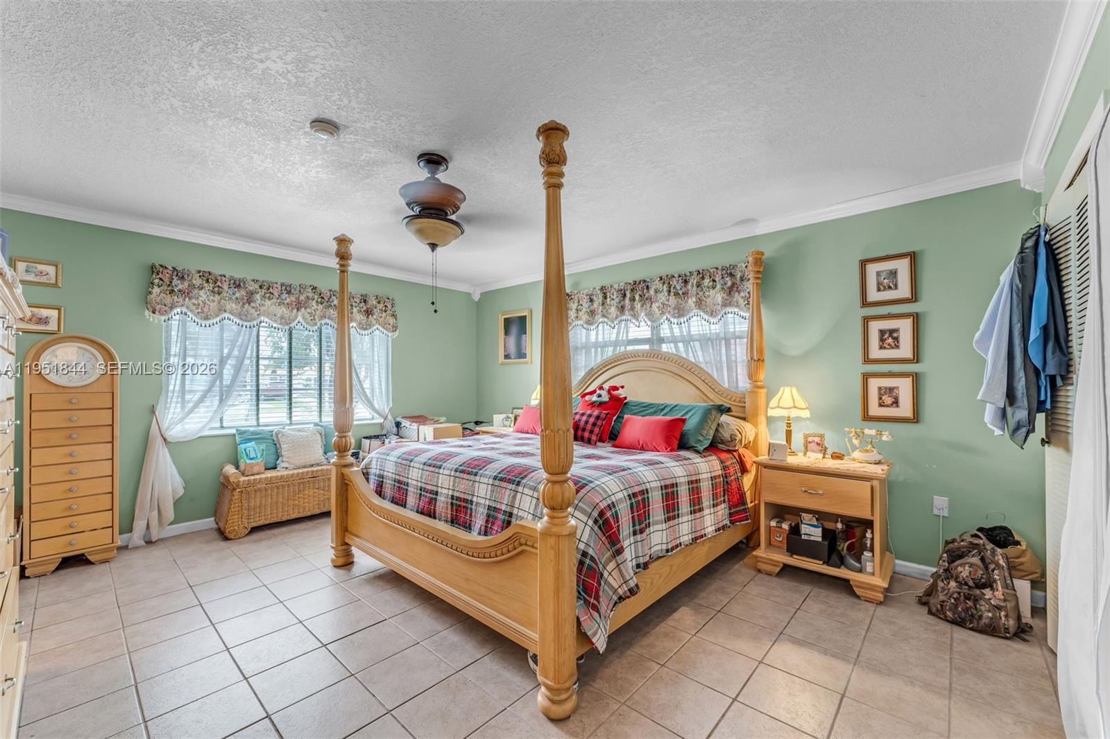 1232 SW 132nd Ct Miami, FL 33184