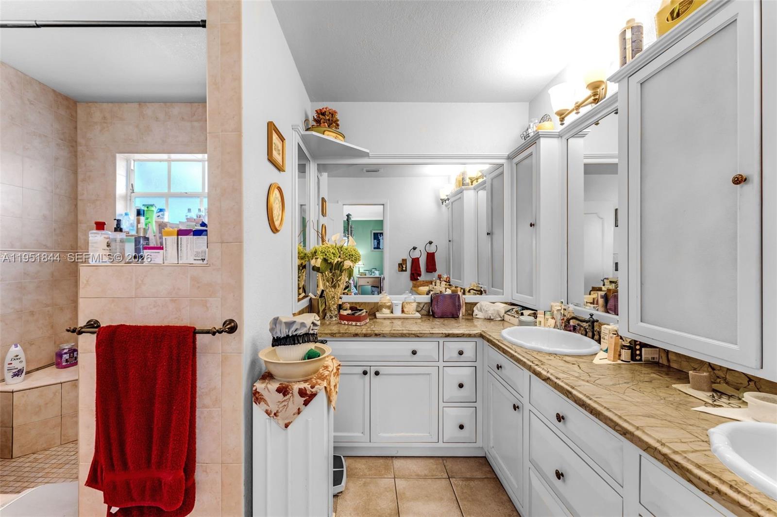 1232 SW 132nd Ct Miami, FL 33184