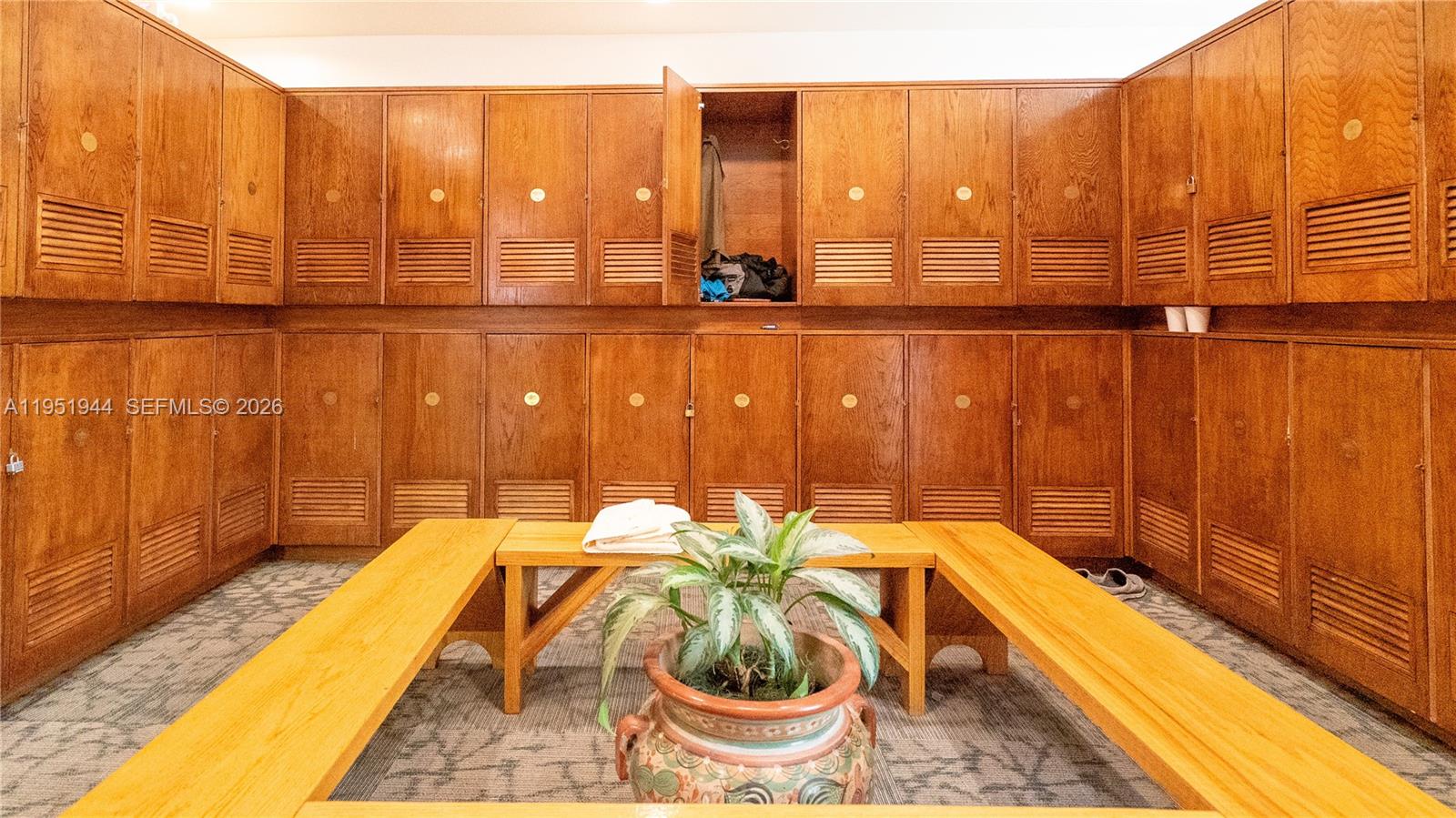 4000 Towerside Ter #1704 Miami, FL 33138