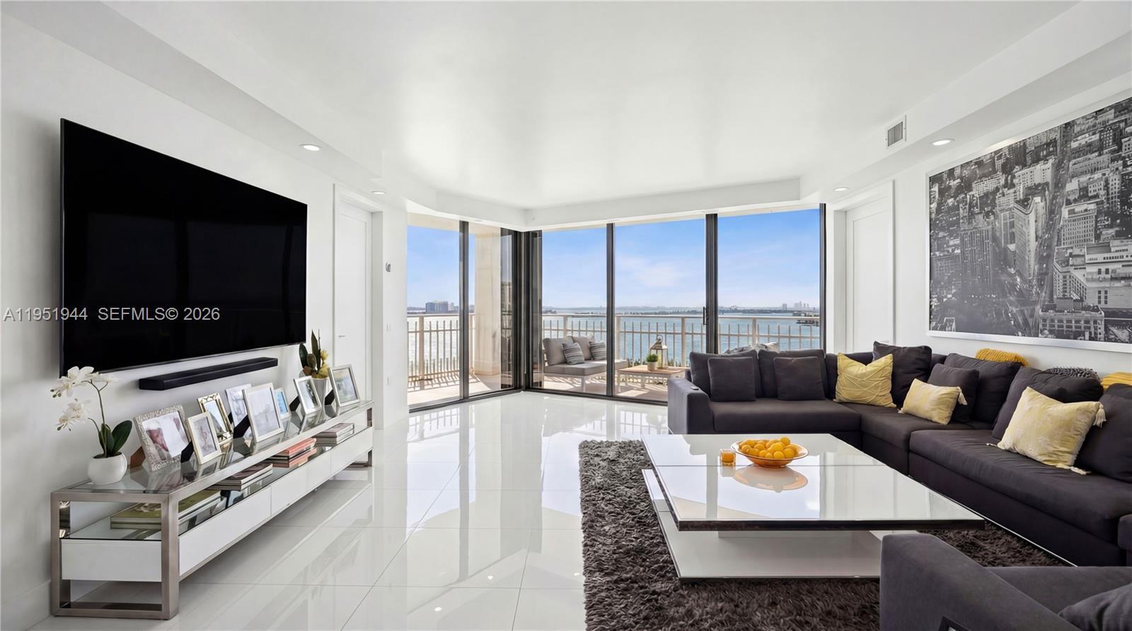 4000 Towerside Ter #1704 Miami, FL 33138