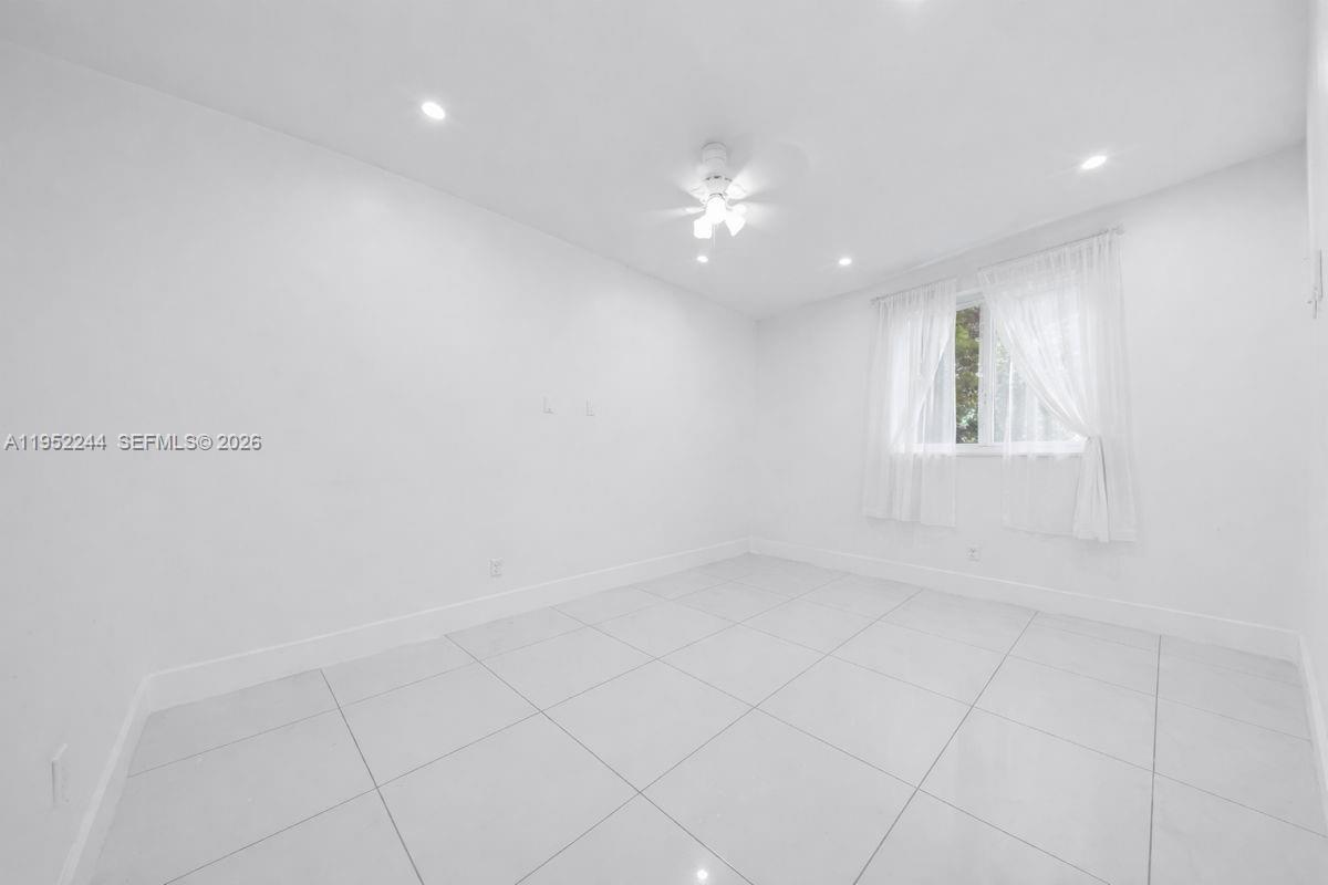 2315 NW 60th St Miami, FL 33142