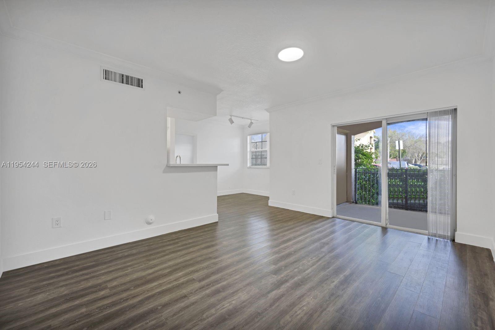 11650 SW 2nd St #16103