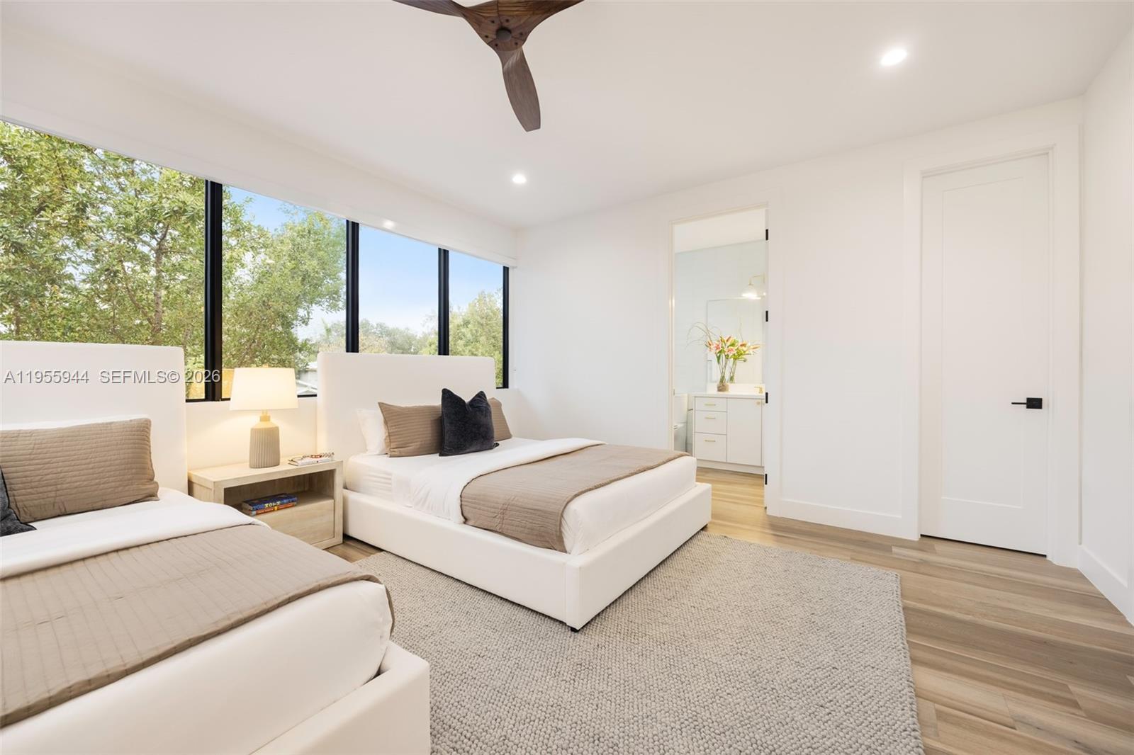 3151 Hibiscus St #3151 Miami, FL 33133