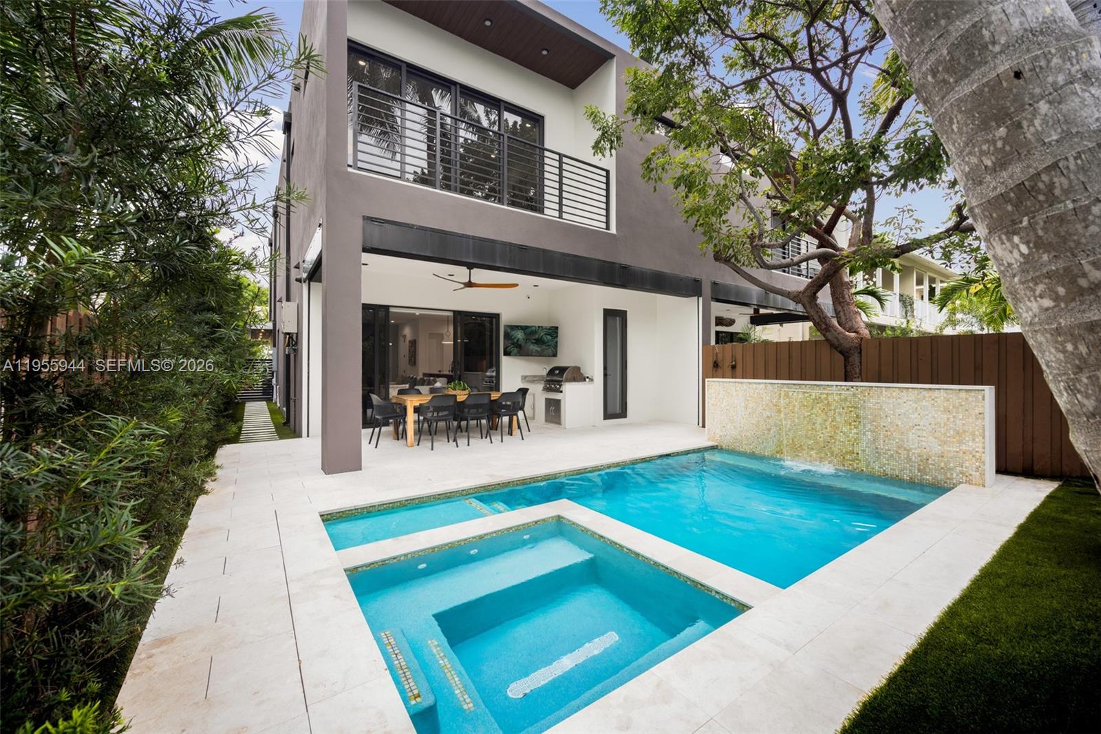 3151 Hibiscus St #3151 Miami, FL 33133