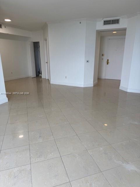 Undisclosed Address Miami Beach, FL 33140