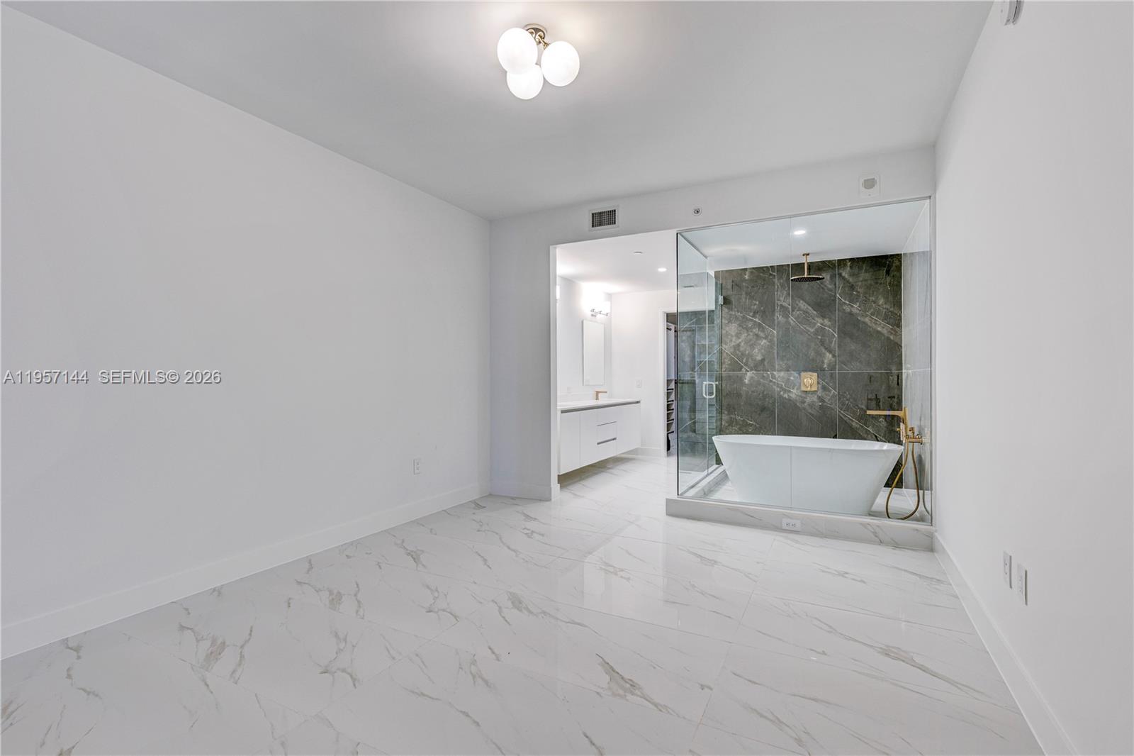 700 NE 24th St #5601 Miami, FL 33137