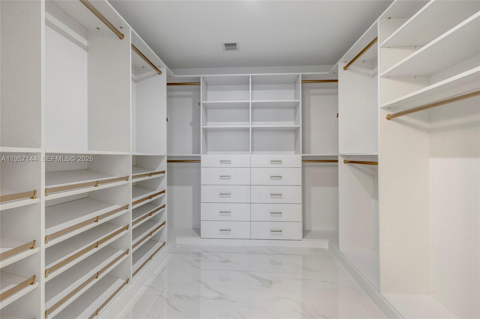 700 NE 24th St #5601 Miami, FL 33137