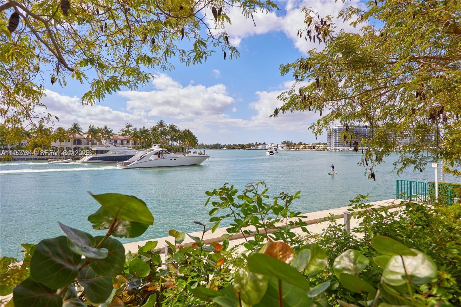 6620 Indian Crk Dr #212 Miami Beach, FL 33141