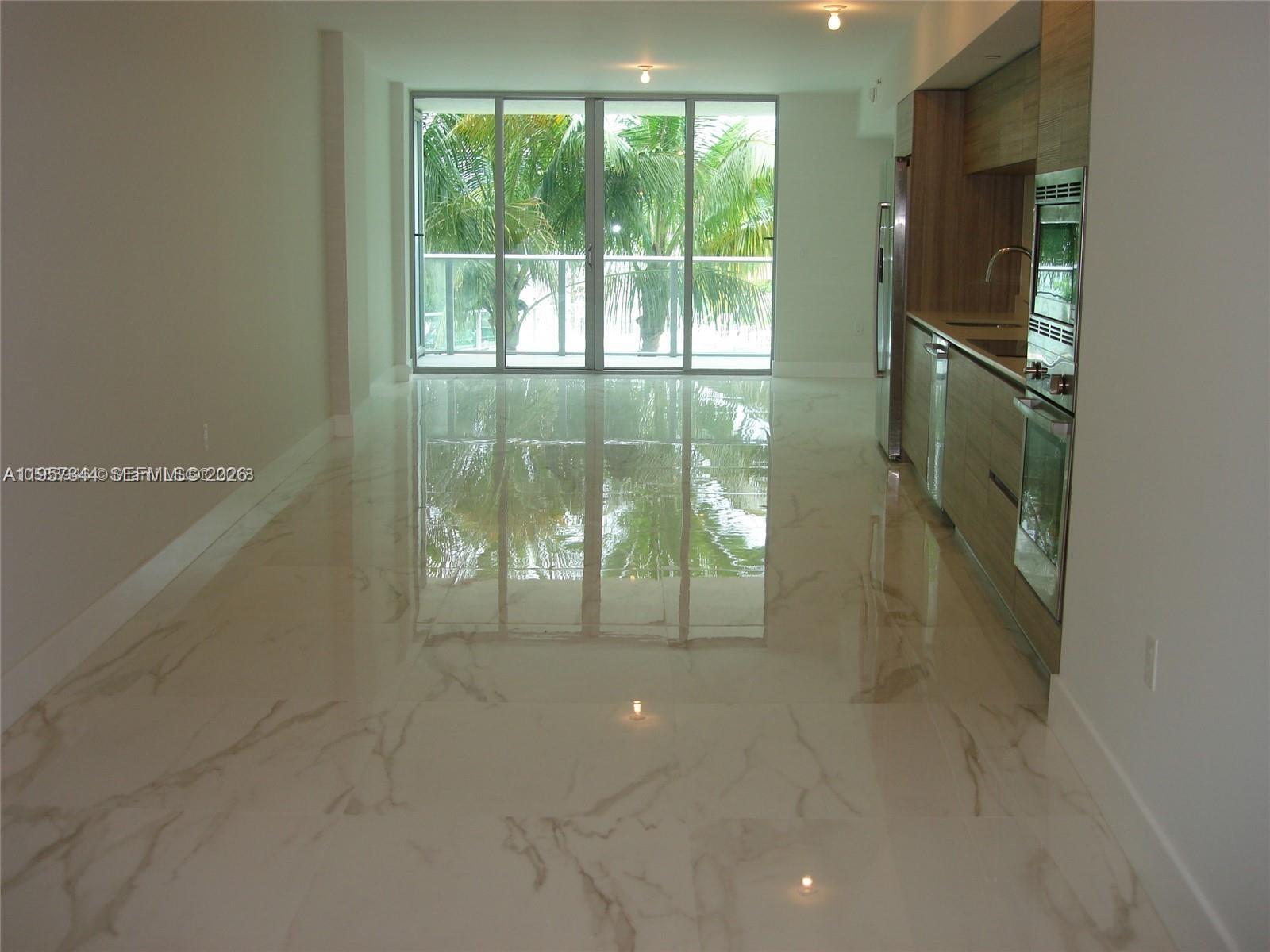 6620 Indian Crk Dr #212 Miami Beach, FL 33141