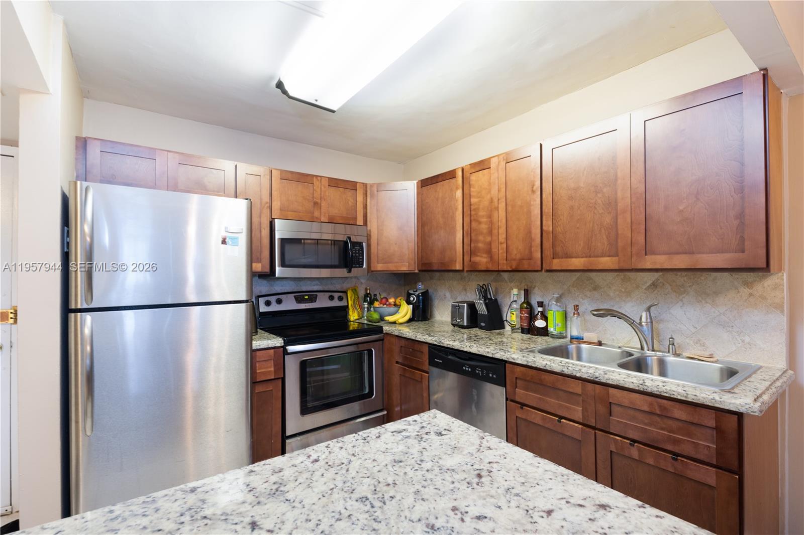 501 Three Iss Blvd #216