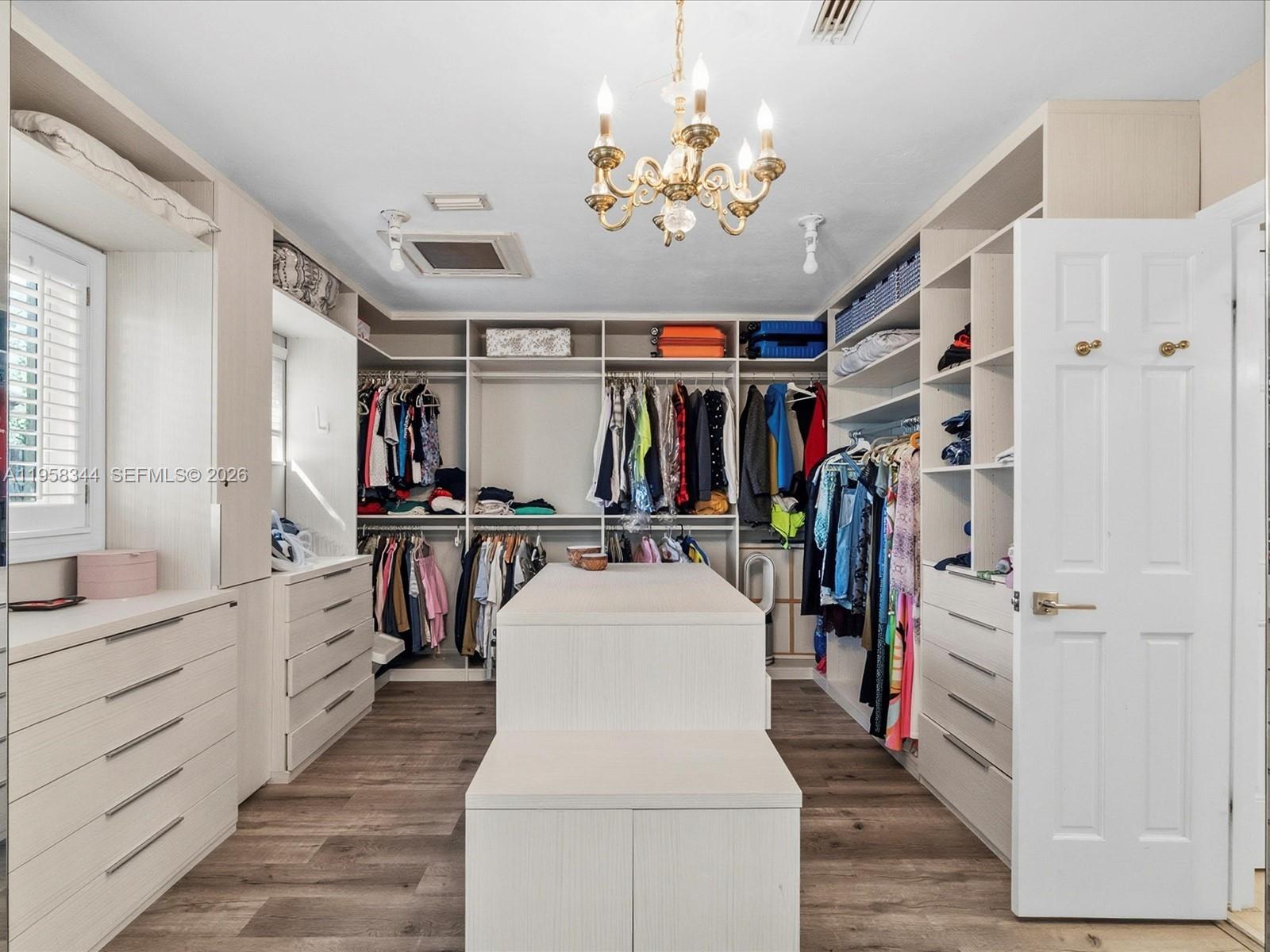 2648 NE 26th Ave Fort Lauderdale, FL 33306