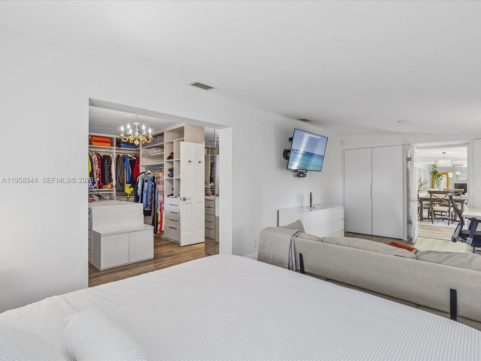 2648 NE 26th Ave Fort Lauderdale, FL 33306