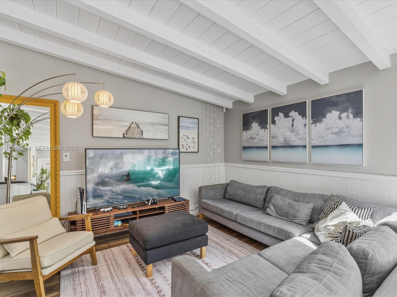 2648 NE 26th Ave Fort Lauderdale, FL 33306