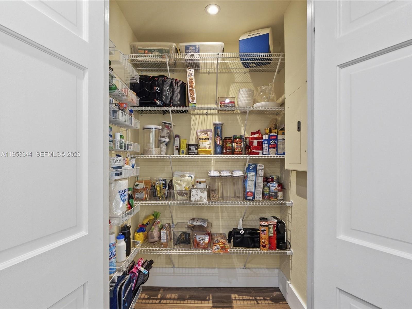 2648 NE 26th Ave Fort Lauderdale, FL 33306