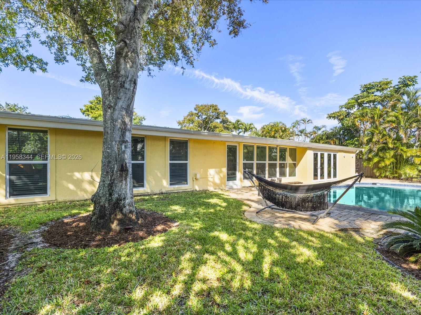 2648 NE 26th Ave Fort Lauderdale, FL 33306