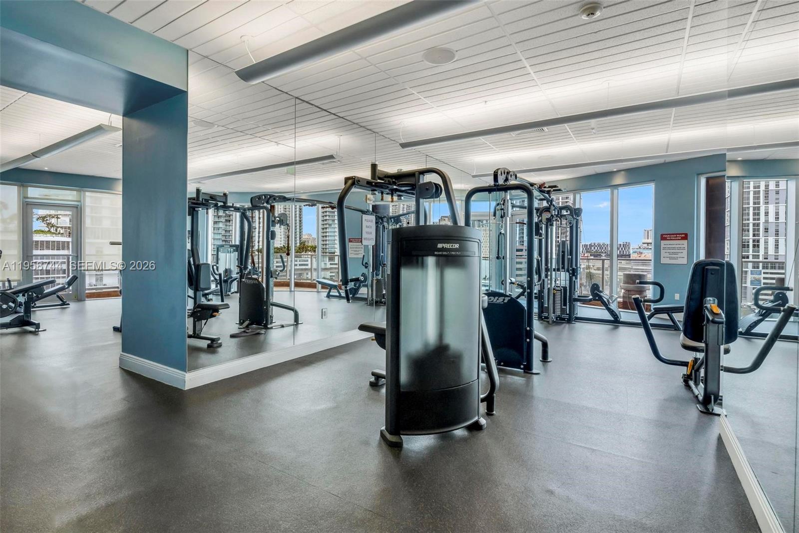 image Latitude on the River21