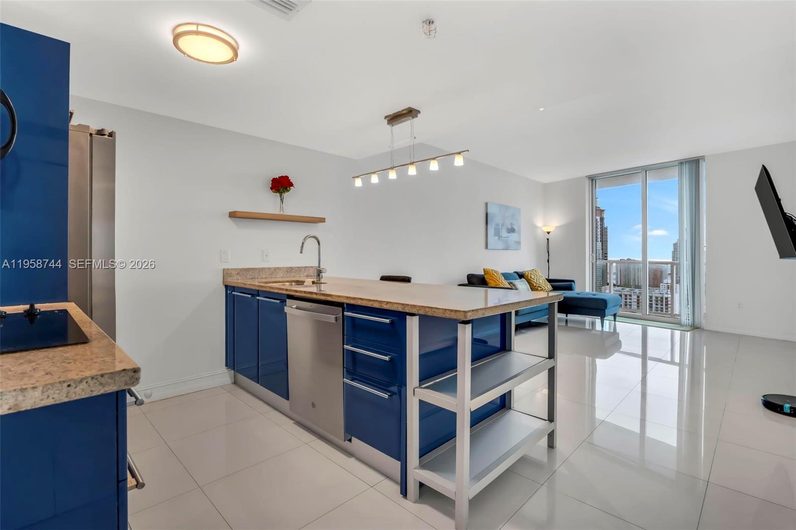 image Latitude on the River2