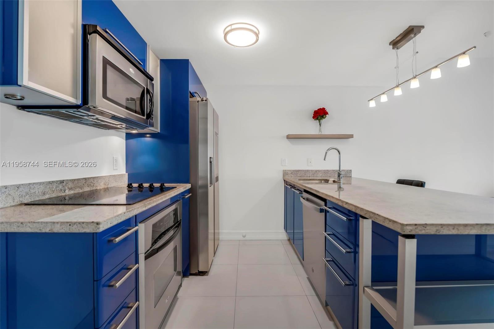 image Latitude on the River3