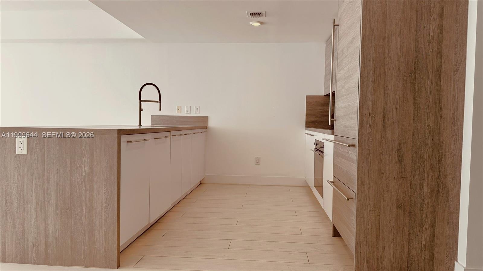 image 400 Sunny Isles15