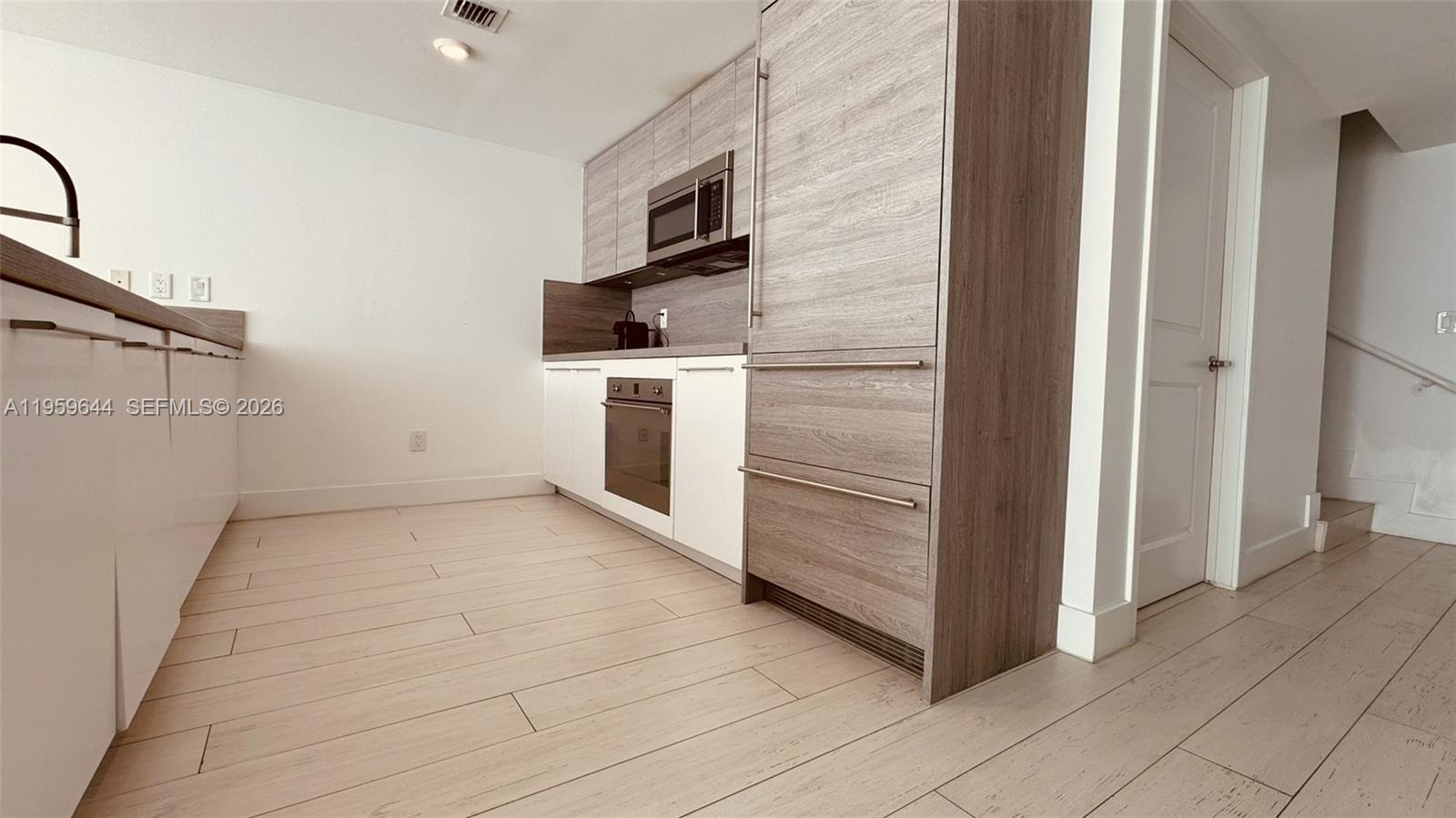 image 400 Sunny Isles16